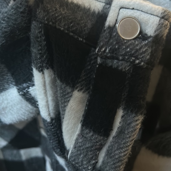 Zara Plaid Shacket - Picture 5 of 5